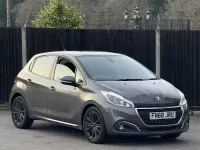 Second-hand Peugeot 208 Signature Sky 2018 Gri Hatchback