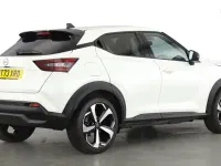 Used Nissan Juke Tekna 2023 White SUV