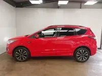 Second-hand Ford Kuga ST-Line 120 CP (88 kW) 2017 Roșu SUV