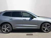 Usado Volvo XC60 R-Design Pro 250 HP (183 kW) 2021 SUV