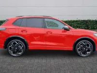 New VW Tiguan R-line 150 HP (110 kW) 2026 Persimmon red SUV