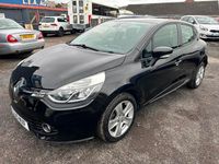 Used Renault Clio IV Dynamique 2015 Black Hatchback