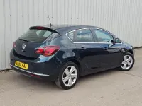 Used Vauxhall Astra SRi 2014 Green Hatchback
