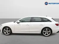 Begagnad Audi A4 S-Line 2023 Vit Kombi