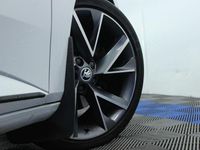 Used Skoda Superb SportLine 190 HP (139 kW) 2019 White Estate