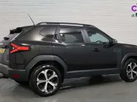 Usado Dacia Duster Journey 130 HP (95 kW) 2025 Preto SUV