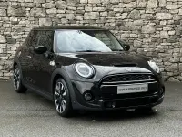 Used Mini Cooper S Exclusive 175 HP (128 kW) 2020 Black Hatchback