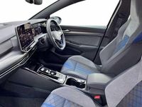 Second-hand VW Golf VIII Black Edition 333 CP (244 kW) 2024 Negru Hatchback
