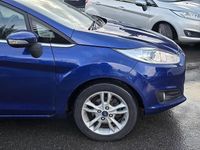 Used Ford Fiesta Zetec 100 HP (73 kW) 2015 Blue Hatchback