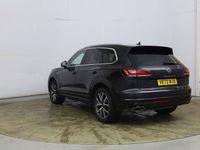 Used VW Touareg R-line 286 HP (210 kW) 2023 Black SUV