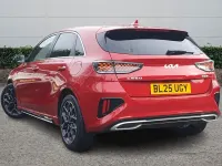 Usado Kia Ceed GT-Line 140 HP (102 kW) 2024 Vermelho Citadino