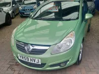 Used Vauxhall Corsa Design Edition 90 HP (66 kW) 2009 Green Hatchback