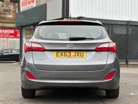 Used Hyundai i30 Active 110 HP (80 kW) 2013 Grey Estate
