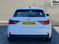 Używany Audi A1 Design 95 KM (69 kW) 2023 Biały SUV