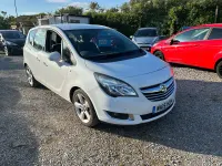 Used Vauxhall Meriva 2015 White MPV