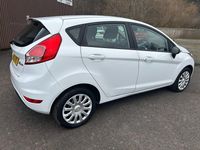 Usado Ford Fiesta Style 82 HP (60 kW) 2013 Branco Citadino