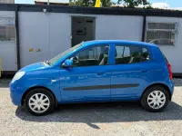 Used Kia Picanto 64 HP (47 kW) 2009 Blue Hatchback