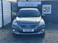 Usado Toyota RAV4 150 HP (110 kW) 2011 Cinzento SUV
