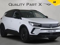 Used Vauxhall Grandland X SRi 130 HP (95 kW) 2022 White SUV