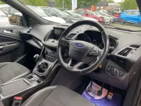 Second-hand Ford Kuga ST-Line 150 CP (110 kW) 2017 Negru SUV