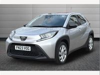 Used Toyota Aygo X PURE 72 HP (52 kW) 2023 Silver SUV