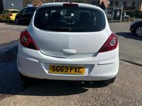 Second-hand Vauxhall Corsa 2013 Alb Hatchback