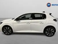 Usado Peugeot 208 Allure 101 HP (74 kW) 2025 Branco Citadino
