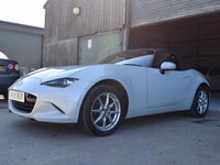 Usado Mazda MX5 131 HP (96 kW) 2015 Prateado Cabrios