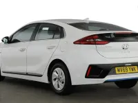 Used Hyundai Ioniq Premium SE 141 HP (103 kW) 2019 White Hatchback