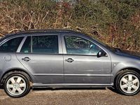 Used Skoda Fabia 80 HP (58 kW) 2007 Grey Estate