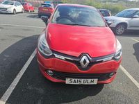 Used Renault Clio IV Dynamique 75 HP (55 kW) 2015 Red Hatchback