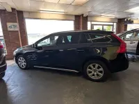 Used Volvo V60 163 HP (119 kW) 2011 Black Estate