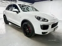 Used Porsche Cayenne 2014 White SUV