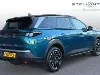 Second-hand Peugeot 5008 GT 134 CP (98 kW) 2025 Albastru SUV