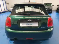Begagnad Mini Cooper Hatch 2017 Grön Halvkombi