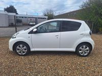 Used Toyota Aygo 68 HP (50 kW) 2013 White Hatchback