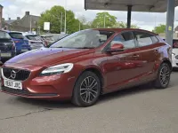 Used Volvo V40 Momentum 2017 Red Hatchback