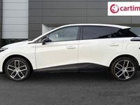 Used MG MG4 EV Trophy 63 kW (87 HP) 2023 White Hatchback