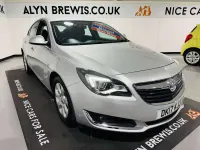 Second-hand Vauxhall Insignia SRi 2017 Argintiu Hatchback