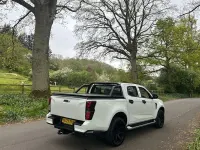 Used Isuzu D-Max 165 HP (121 kW) 2024 Cabriolet