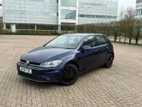 Begagnad VW Golf VII S 125 HK (91 kW) 2018 Blå Halvkombi