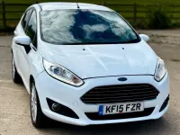 Używany Ford Fiesta Titanium 2015 Biały Hatchback