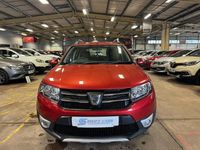 Used Dacia Sandero Lauréate 90 HP (66 kW) 2015 Red Hatchback