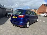 Usado Ford Grand C-Max Zetec 120 HP (88 kW) 2015 Azul Monovolume