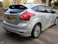 Used Ford Focus Zetec 115 HP (84 kW) 2012 Silver Hatchback