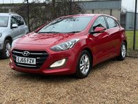 Used Hyundai i30 SE 110 HP (80 kW) 2015 Red Hatchback