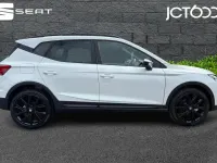 New Seat Arona Black Edition 113 HP (83 kW) 2025 White SUV