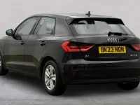 Używany Audi A1 Business 95 KM (69 kW) 2023 Czarny SUV