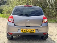 Usado Renault Clio IV Dynamique 2012 Gris Utilitario