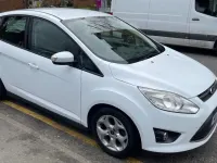 Begagnad Ford C-MAX Zetec 105 HK (77 kW) 2013 Vit Minibuss